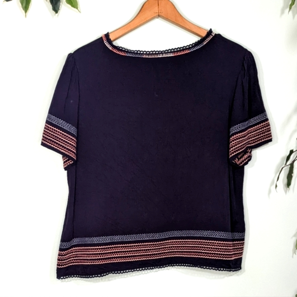 5/$18 Tea n Rose Embroidered Trim Blouse - Picture 6 of 12